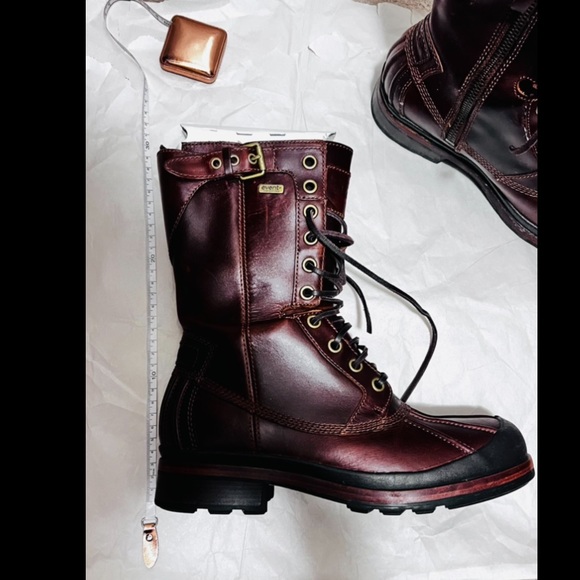 Ugg full leather boots in size 9 - Picture 7 of 8